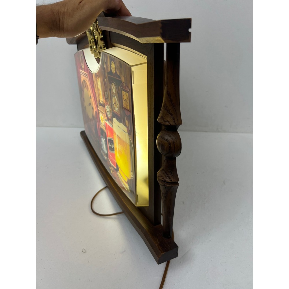 Vintage 1971 Carling Black Label Beer Lighted Wall Clock Sign Bar Decor Man Cave - Picture 8 of 16